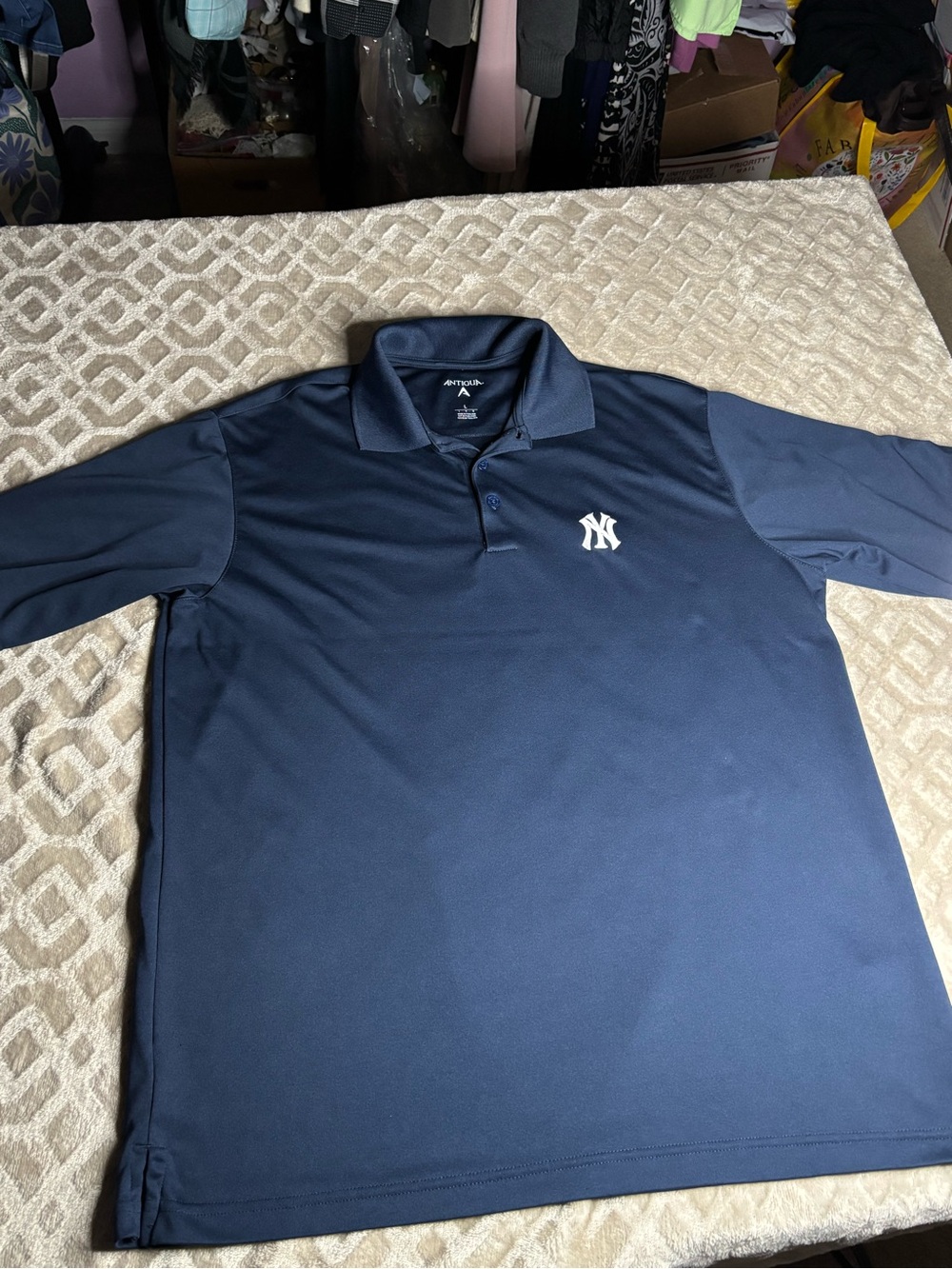 Antigua Navy Polo with White NY Yankees Embroidered Logo size Large MLB
